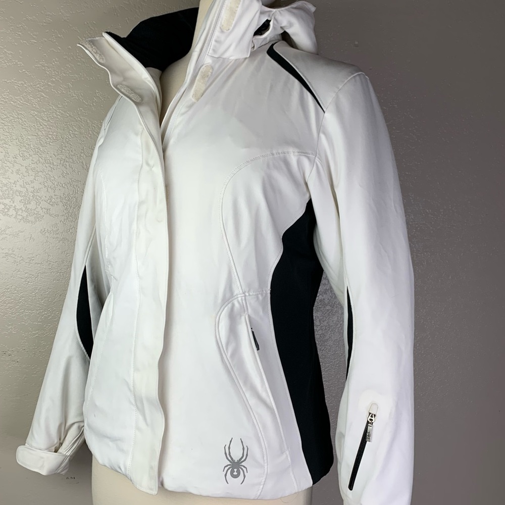 Spyder Womens White with Black Trim Insulated Hooded Ski Jacket Size 8